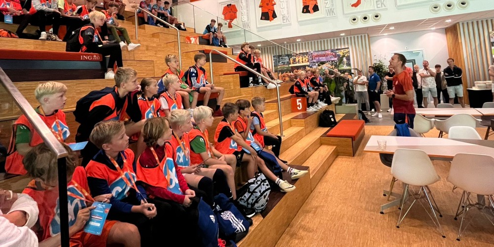 grol-jo11-1-ballenjongens-3-1724767019NhlZ9.jpg